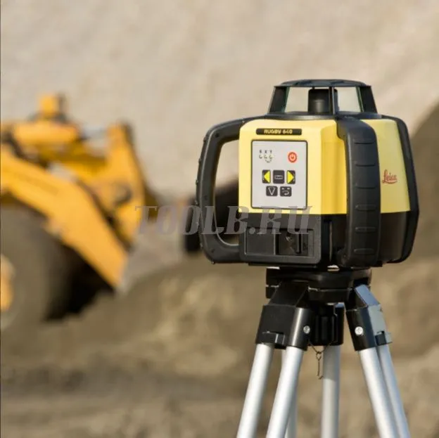 Ротационный нивелир комплект Leica Rugby 640  Ротационный нивелир комплект Leica Rugby 640